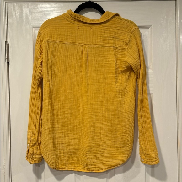 XiRENA Gauze Button Down Long Sleeve Shirt - Picture 4 of 5